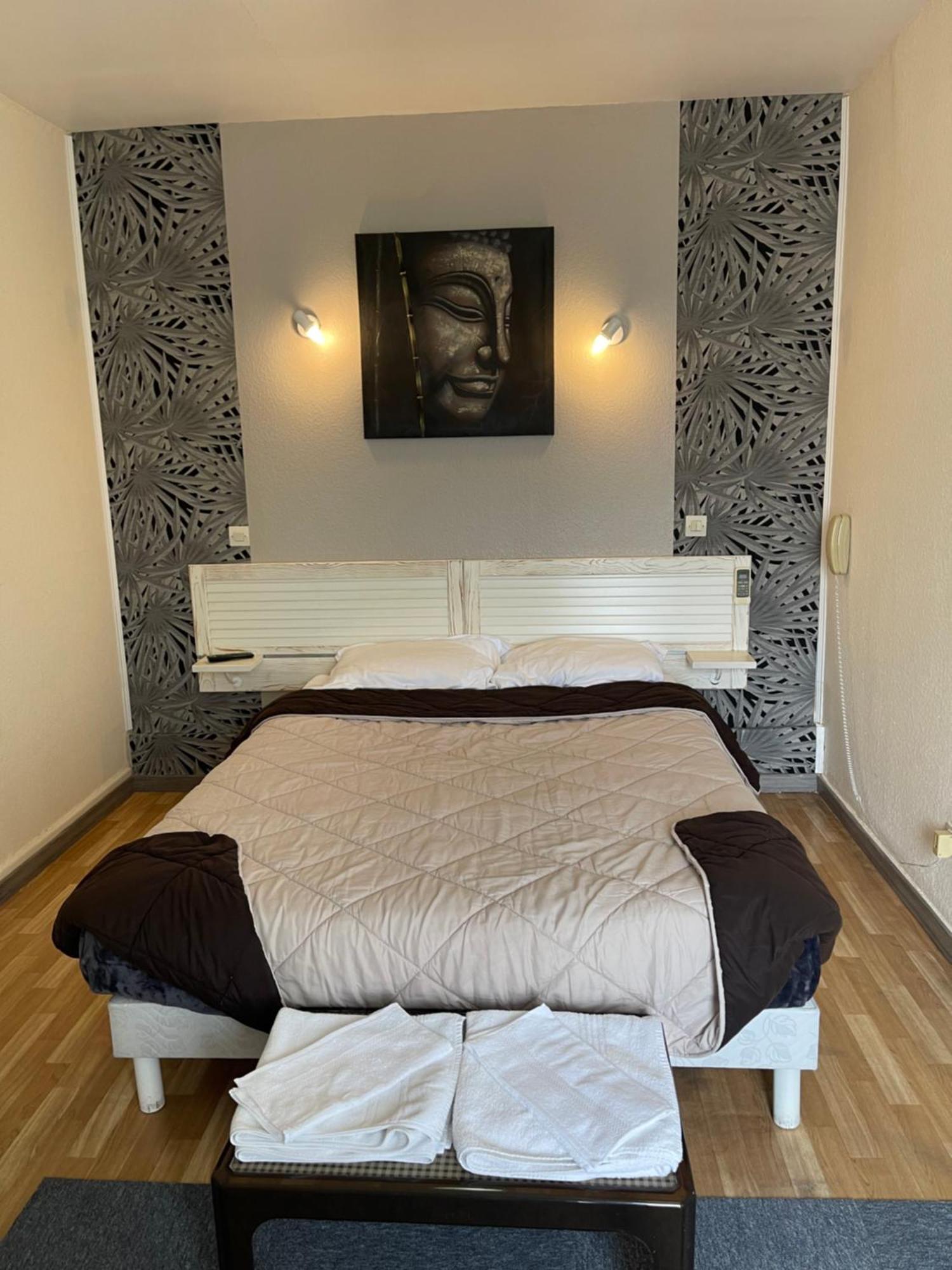 Hotel Auberge Des Charmilles Sainte-Soulle Номер фото
