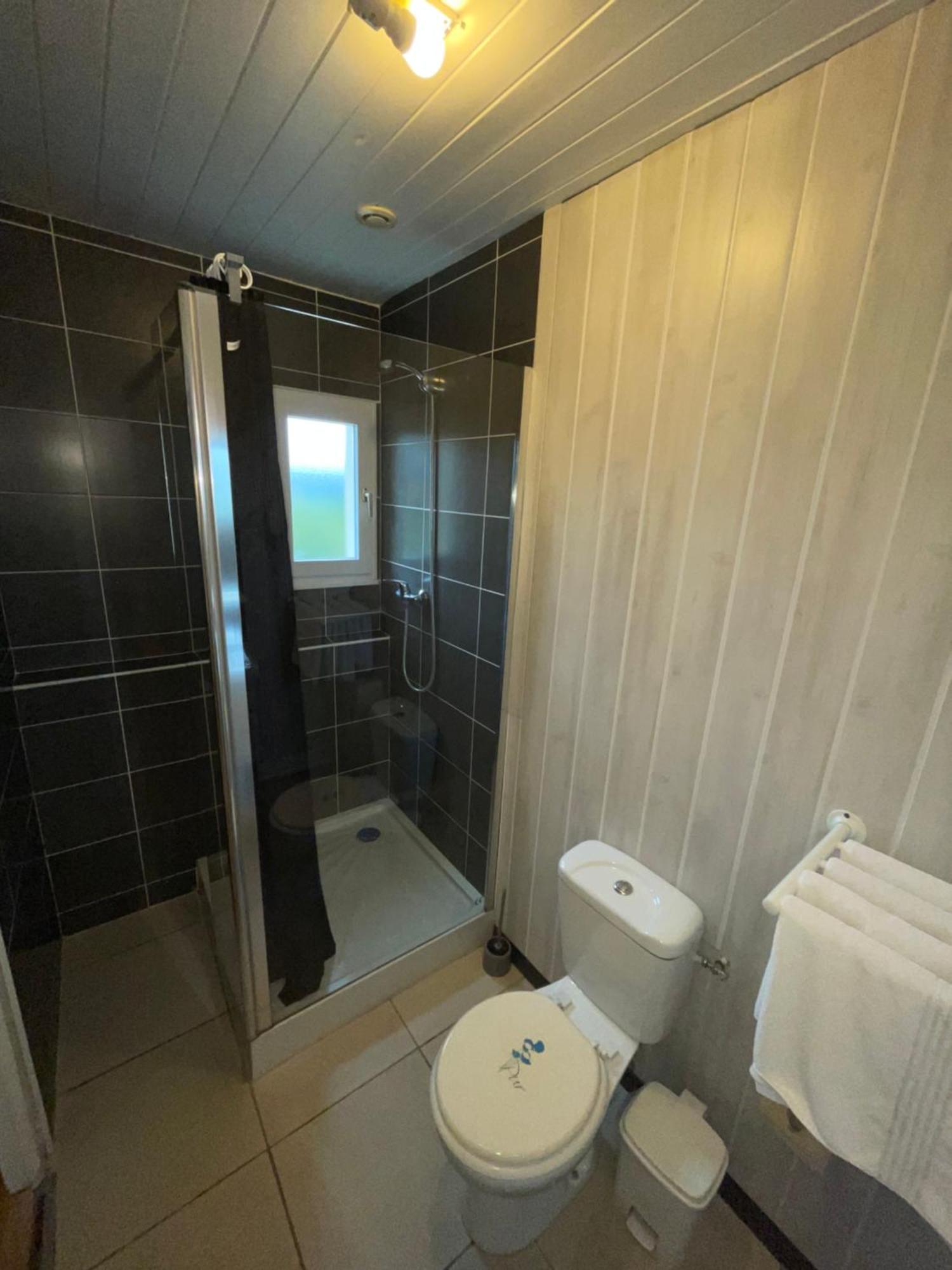 Hotel Auberge Des Charmilles Sainte-Soulle Номер фото